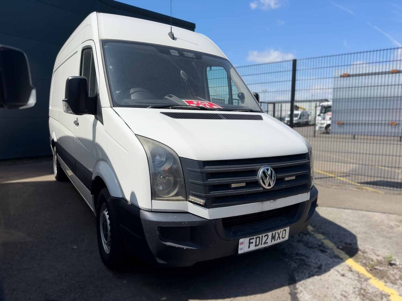VW Crafter Service Van &mdash; photograph 7 of 7