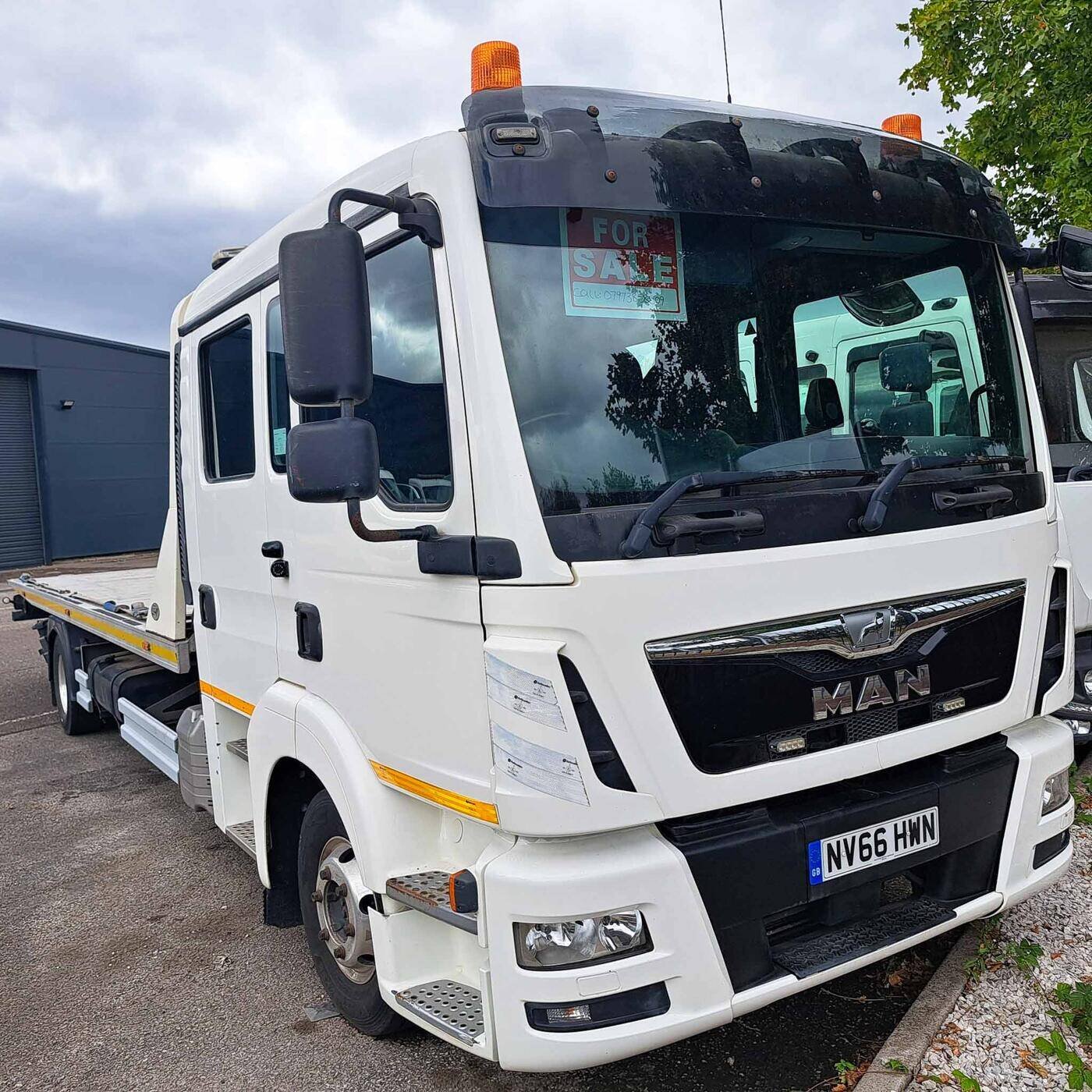 Choice of 4 – MAN 12.220 Crew Cab (12 Tonne 4x2 Auto) &mdash; photograph 1 of 6