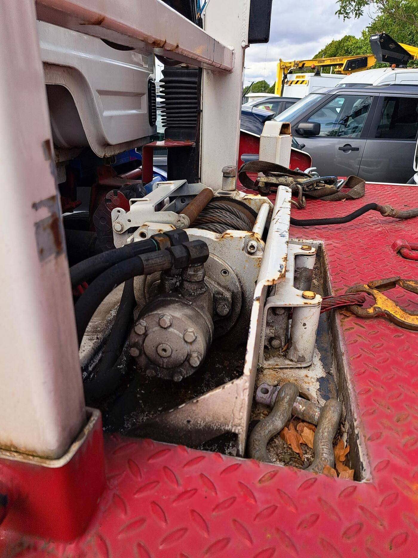 Mercedes Atego 2528 LL Day Cab – 6x2 Rear Steer (2003) &mdash; photograph 3 of 8