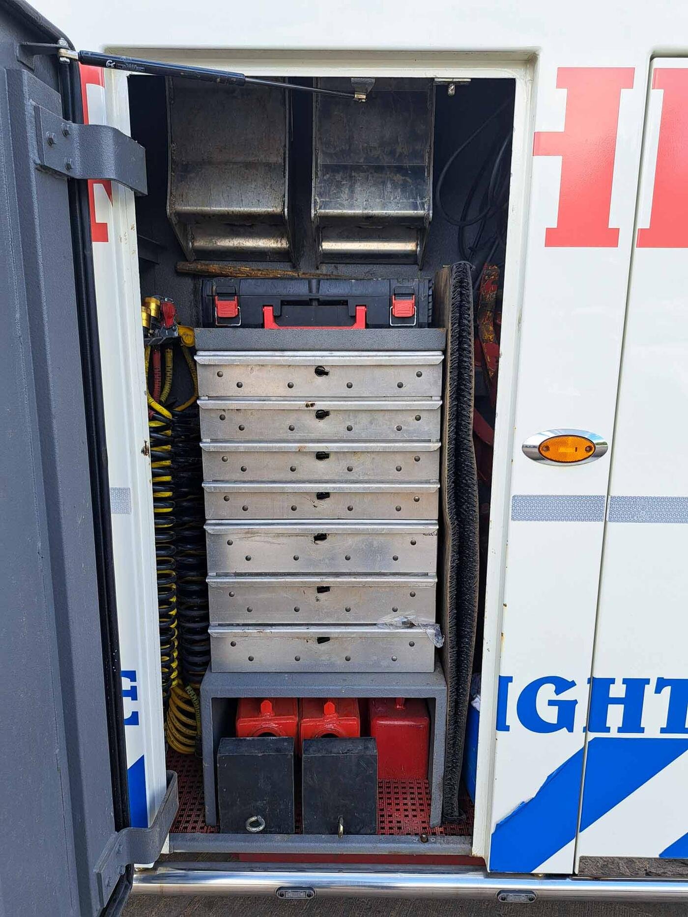 DAF 530 Sleeper Cab – 4x2 (2021) &mdash; photograph 12 of 15